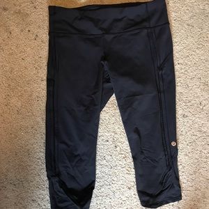 Lululemon crop pants